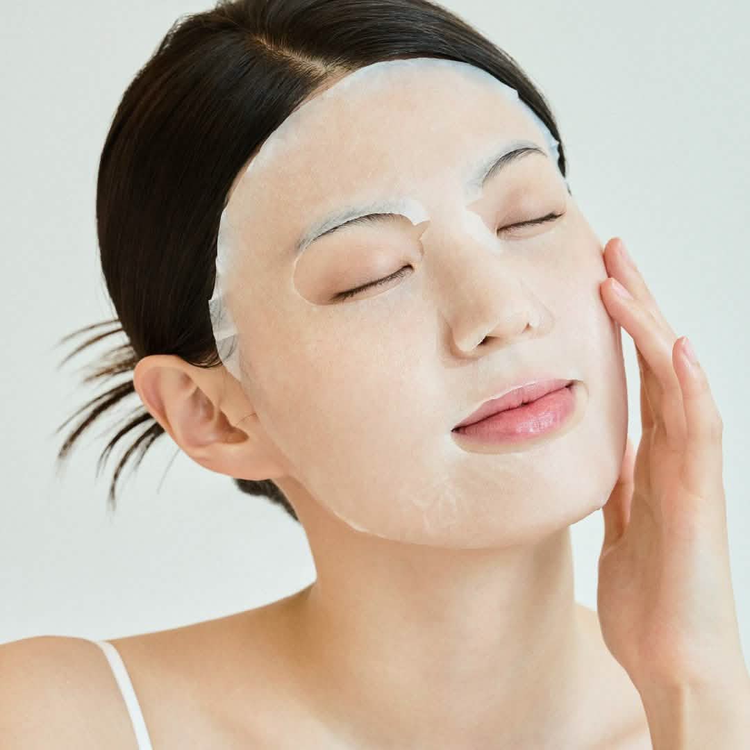 SKIN1004 – Madagascar Centella Tone Brightening Glow Mask