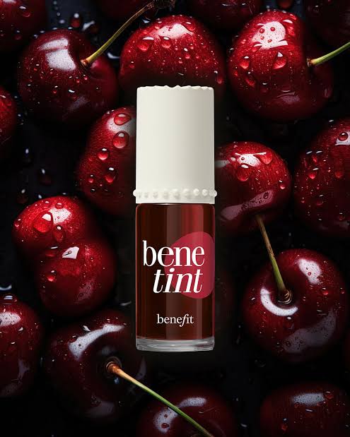 Tinta benefit dark Cherry