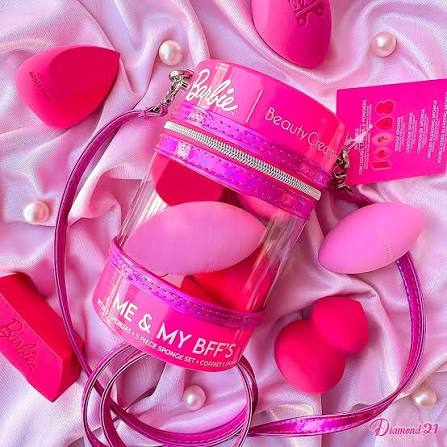 Beauty blender x Beauty Creations Barbie