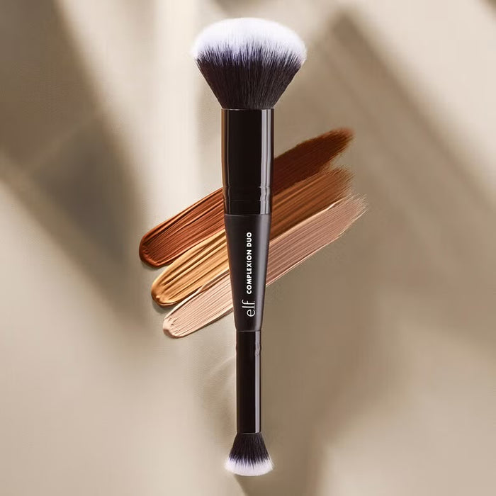Brocha corrector y base elf